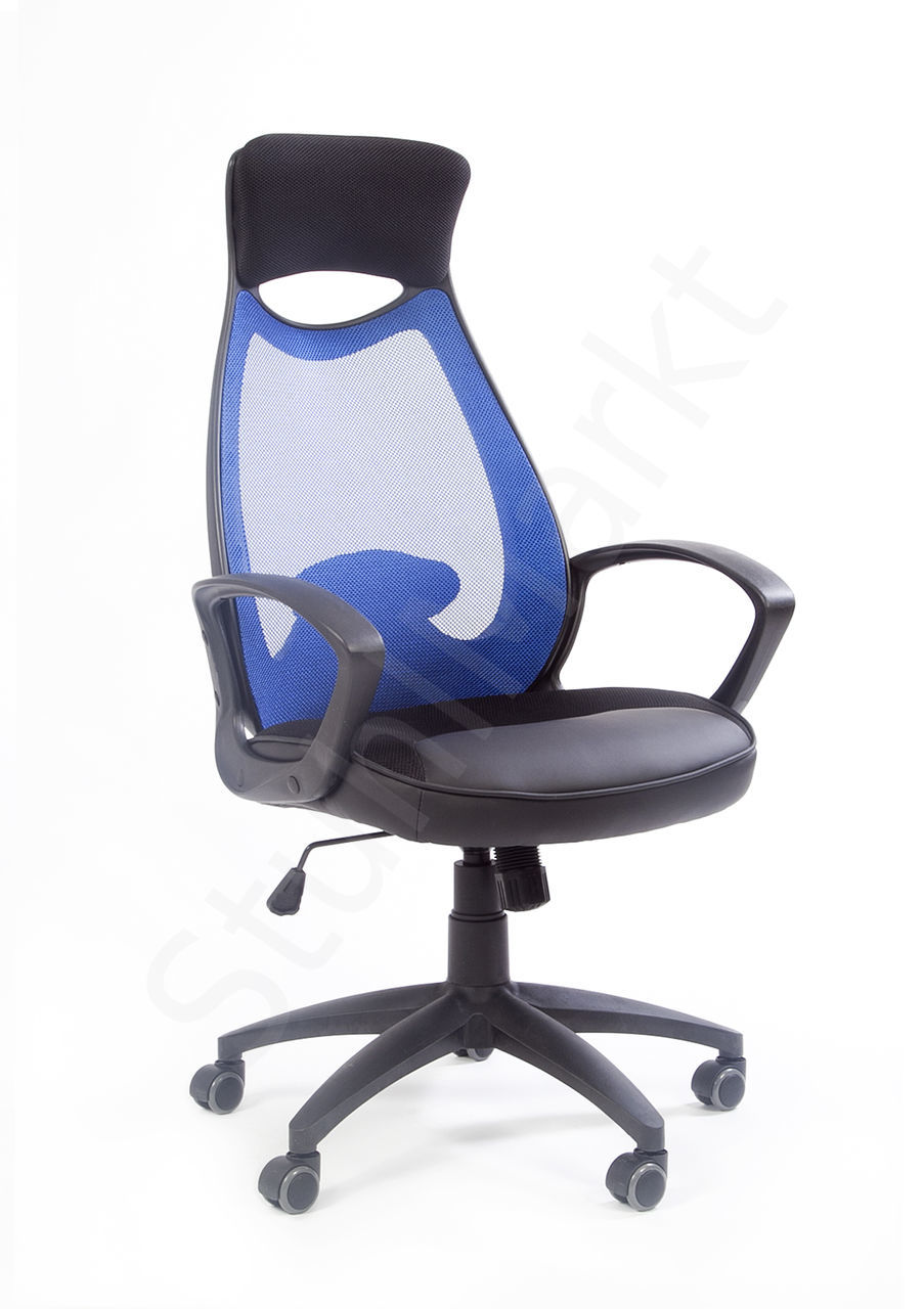  Офисное кресло для руководителя CHAIRMAN 840 black